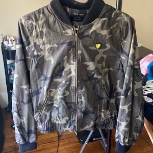 Camo bomber